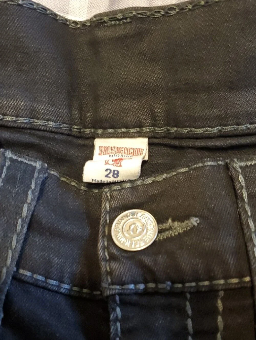 True Religion Black Jeans with Signature Back Pocket Stitching 28